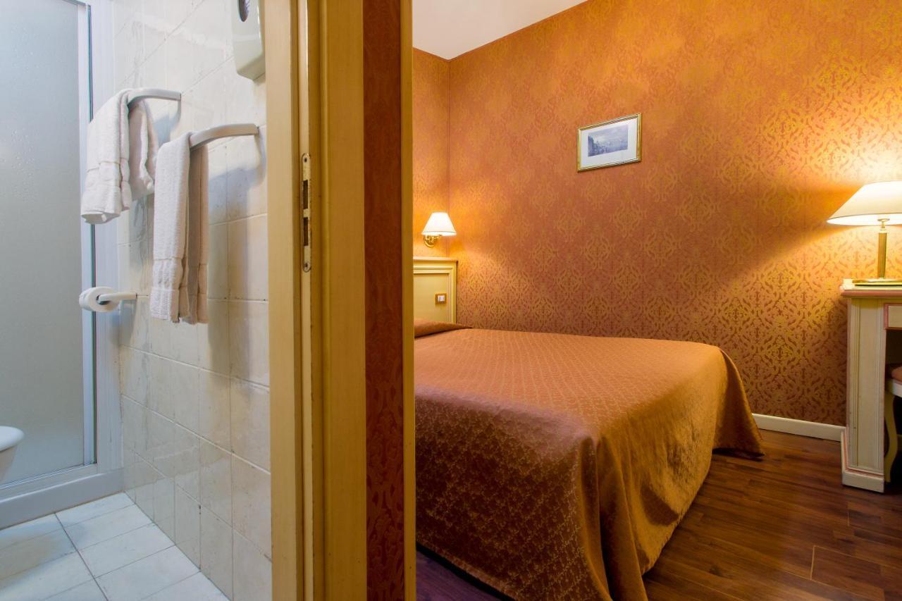 Hotel Conterie 3*