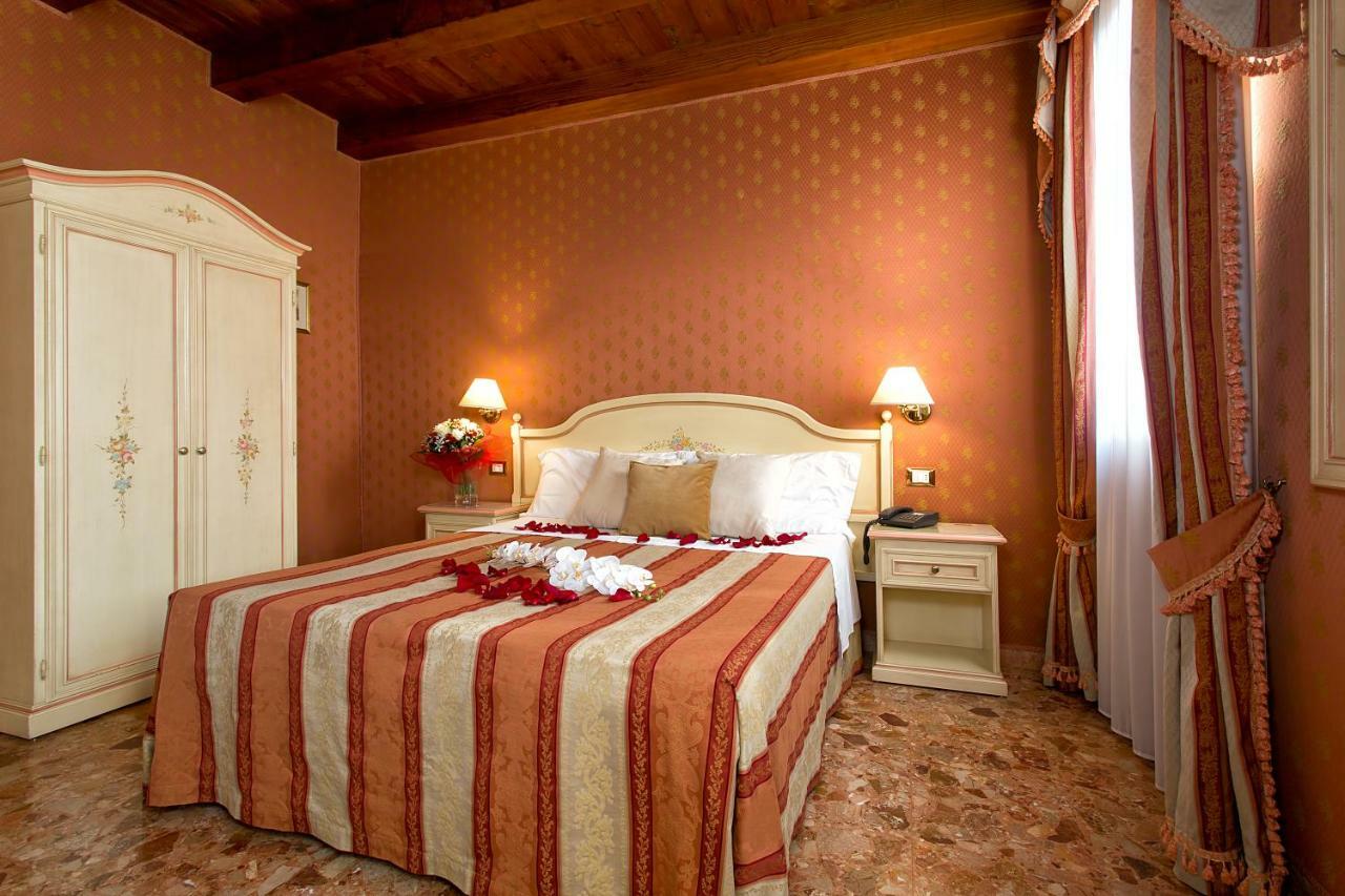 Conterie Hotel 3*